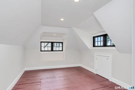 32 Wood Road Branford CT 06405