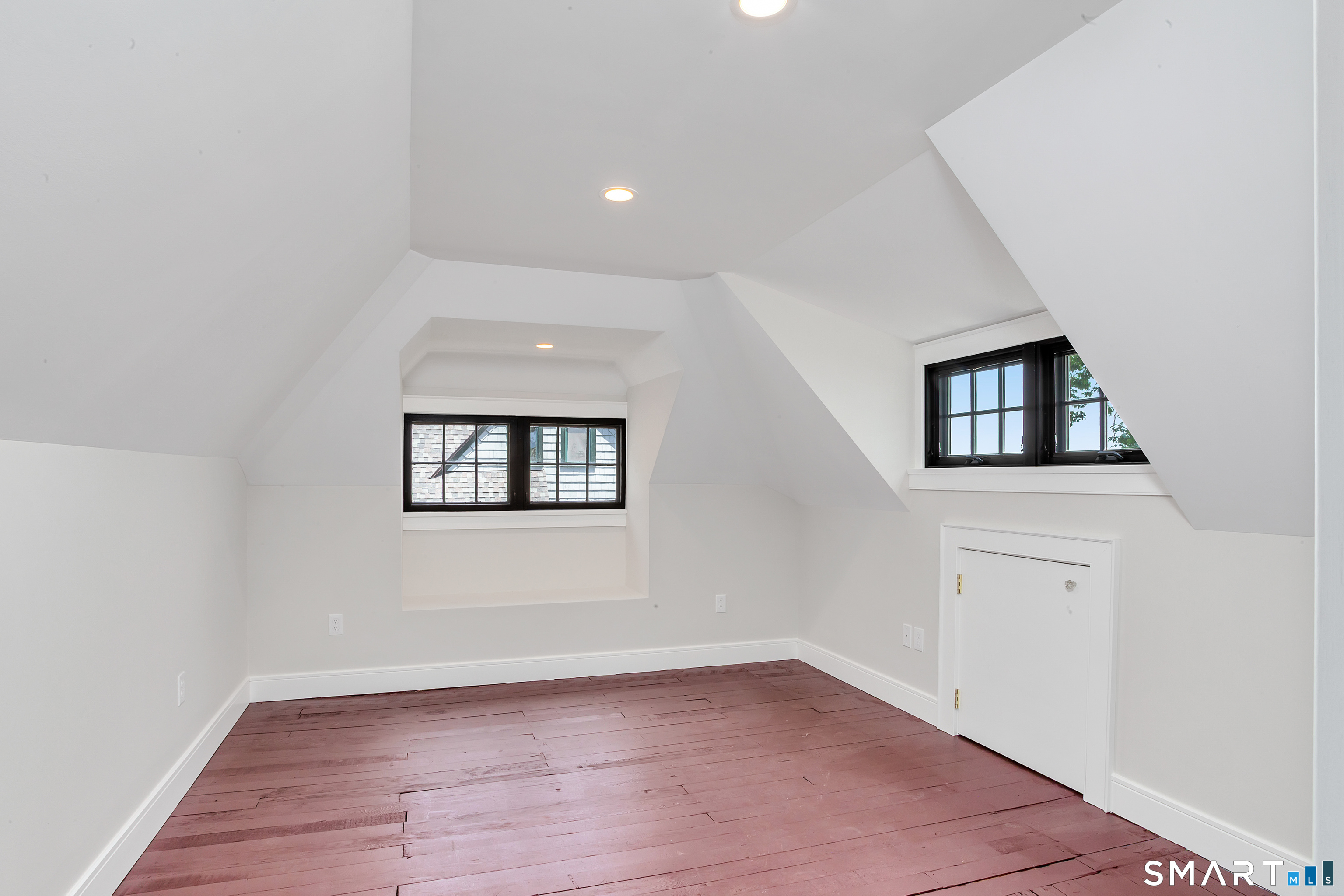 32 Wood Road Branford CT 06405