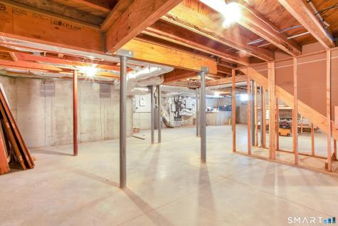 32 Wood Road Branford CT 06405