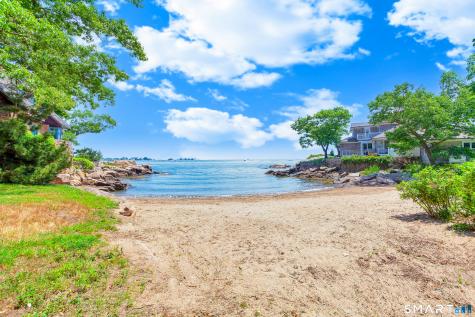 32 Wood Road Branford CT 06405