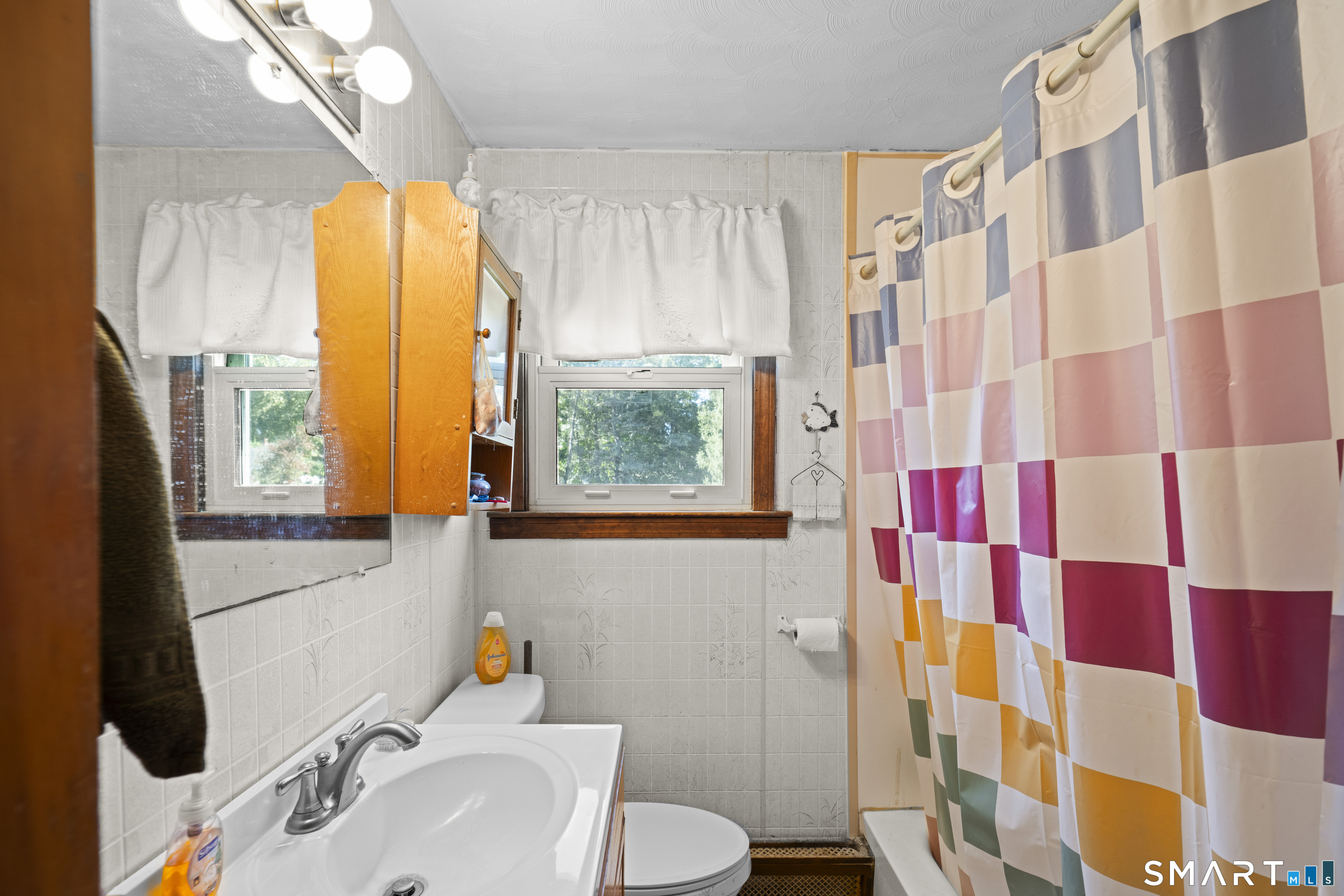 23 Redwing Road Enfield CT 06082