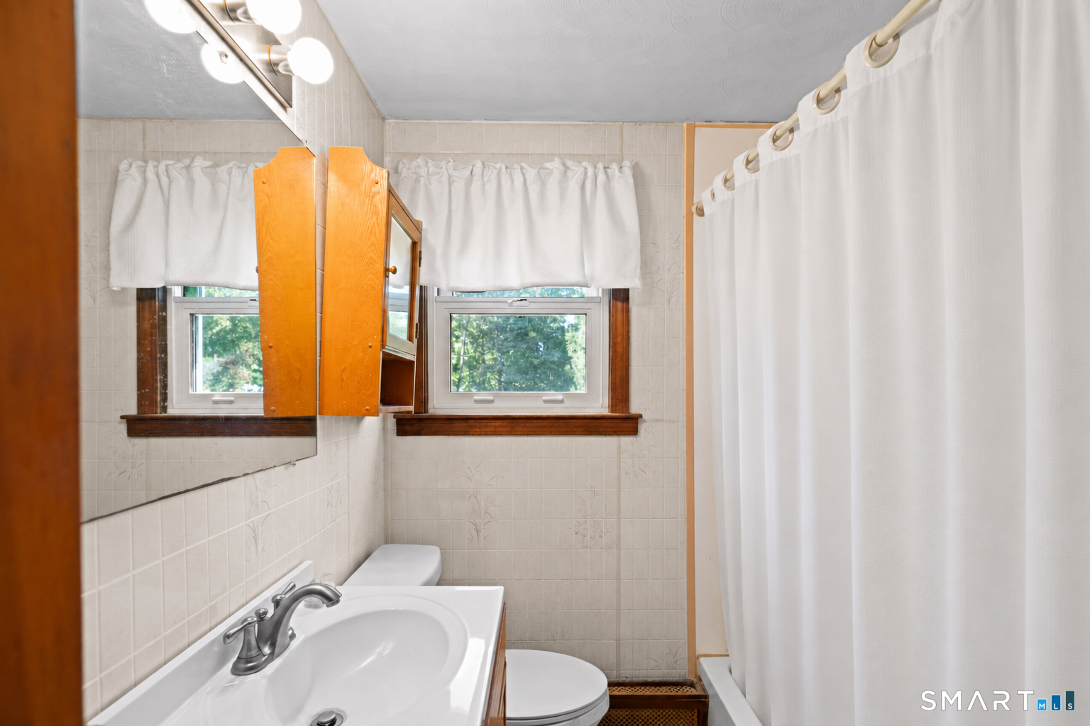 23 Redwing Road Enfield CT 06082