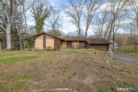 79 Loughran Avenue Stamford CT 06902