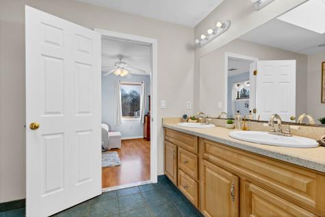 224 Neptune Drive Groton CT 06340