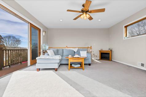 224 Neptune Drive Groton CT 06340