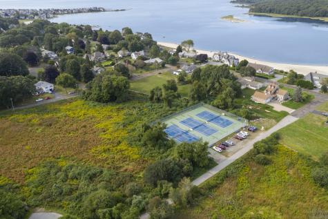 224 Neptune Drive Groton CT 06340