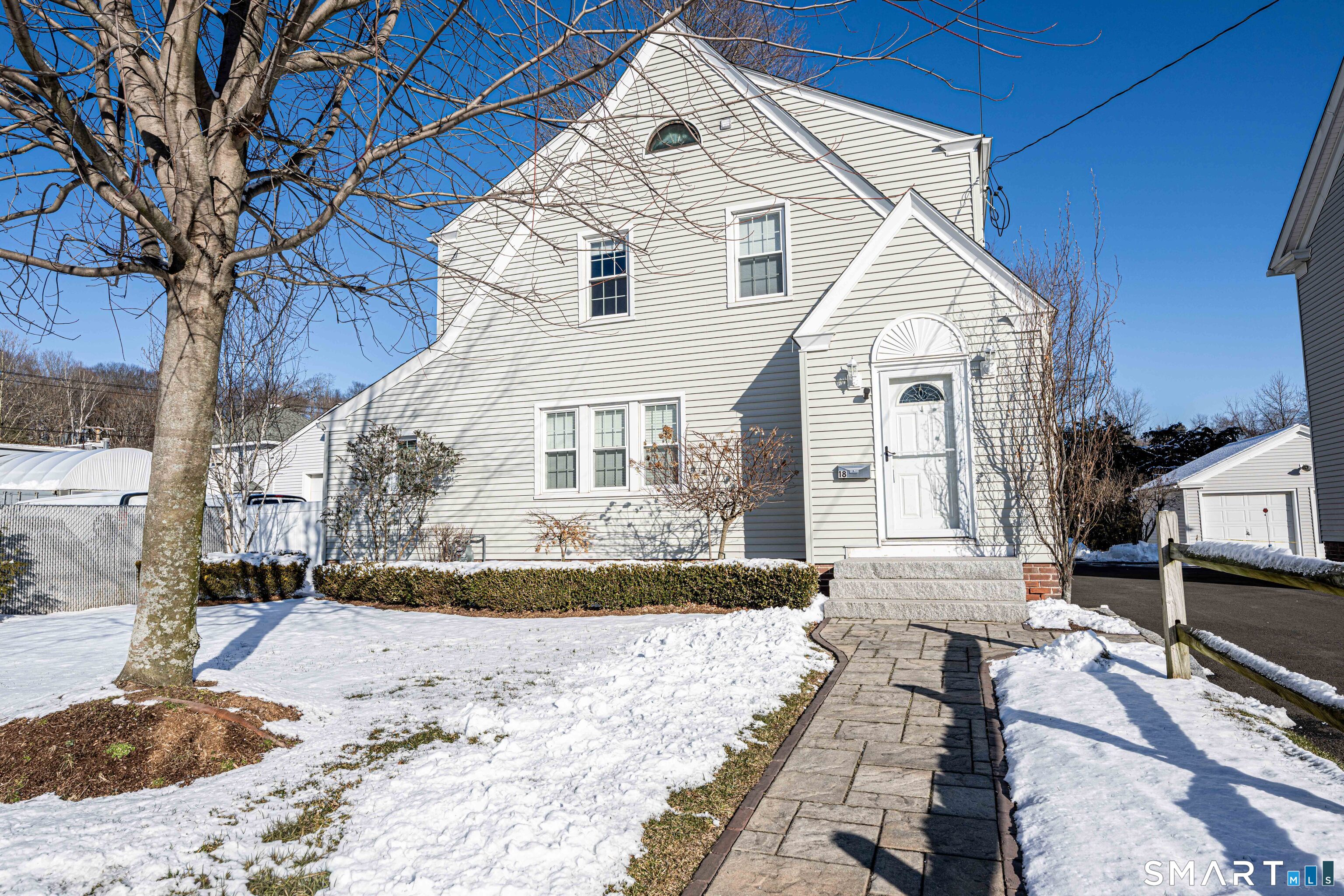 18 Day Spring Avenue Hamden CT 06518