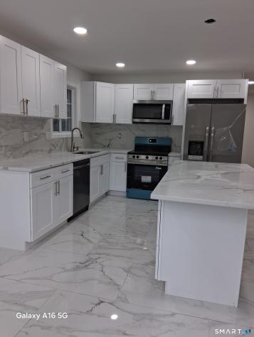 11 Priscilla Road West Haven CT 06516