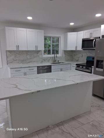 11 Priscilla Road West Haven CT 06516