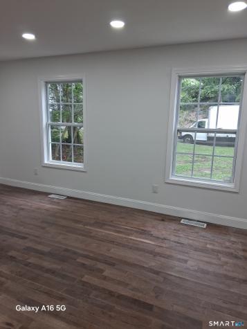 11 Priscilla Road West Haven CT 06516