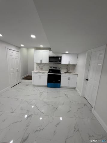 11 Priscilla Road West Haven CT 06516