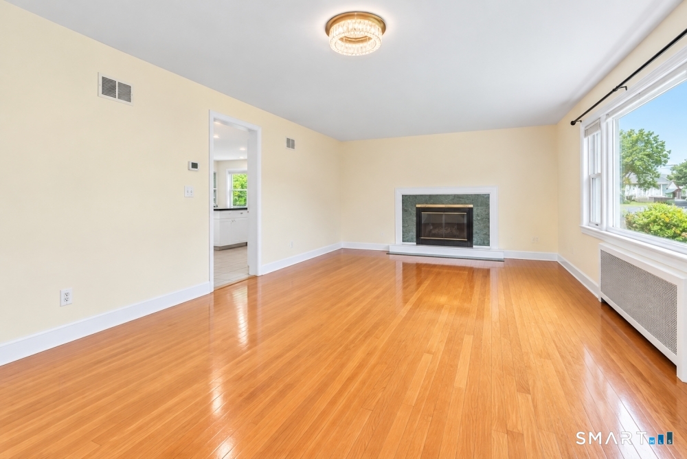 1680 Main Street Stratford CT 06615