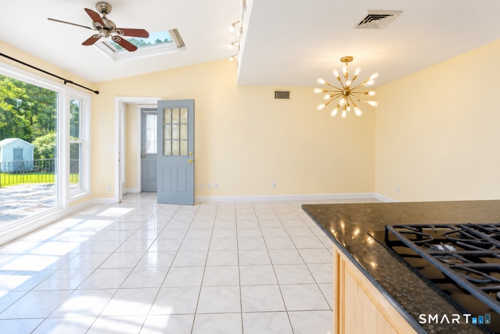 1680 Main Street Stratford CT 06615