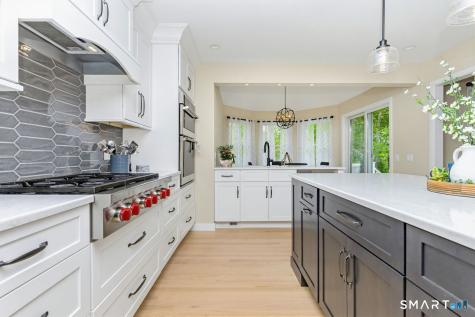 9 Brooks Lane Essex CT 06442
