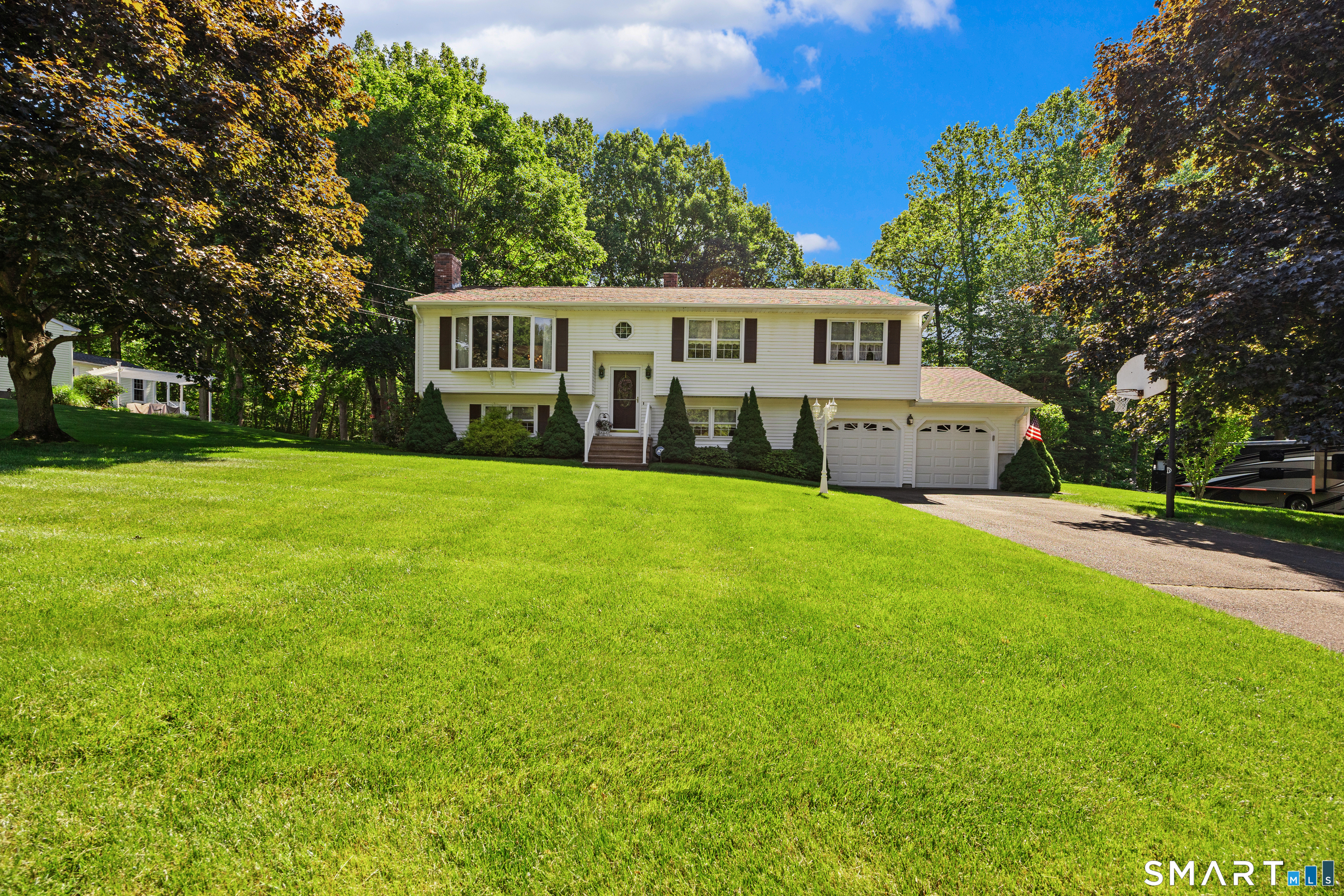 163 Sentinel Hill Road North Haven CT 06473
