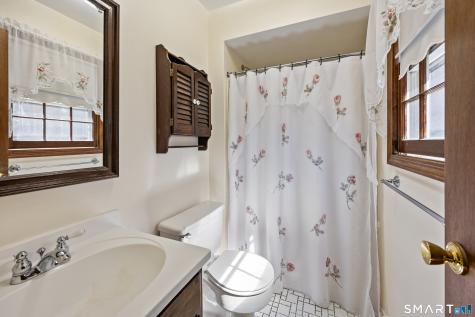 163 Sentinel Hill Road North Haven CT 06473