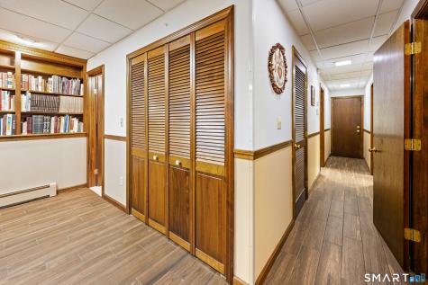 163 Sentinel Hill Road North Haven CT 06473