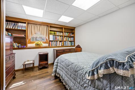 163 Sentinel Hill Road North Haven CT 06473