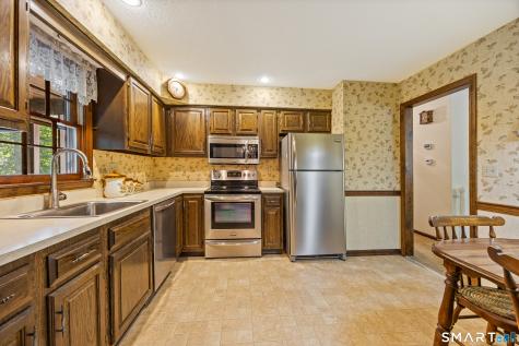 163 Sentinel Hill Road North Haven CT 06473