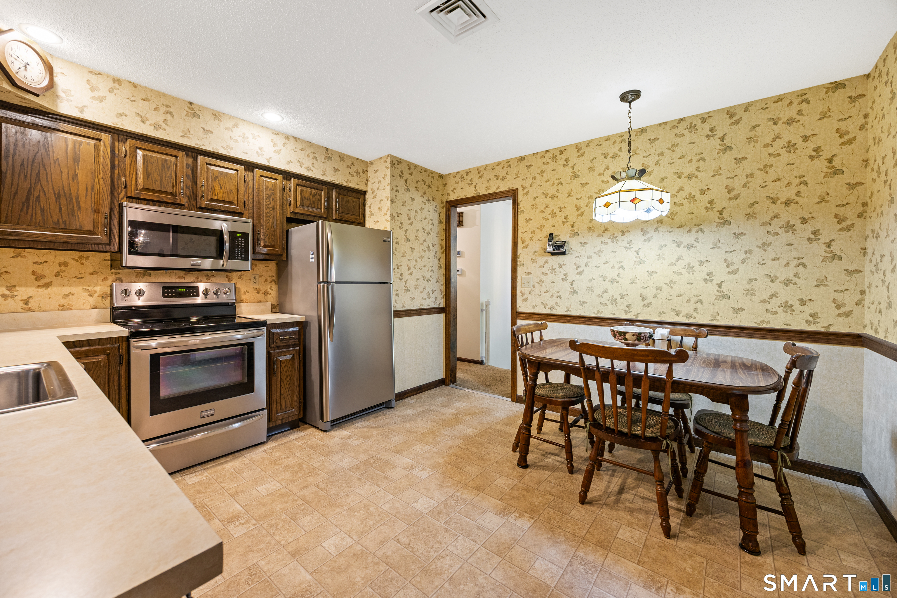 163 Sentinel Hill Road North Haven CT 06473