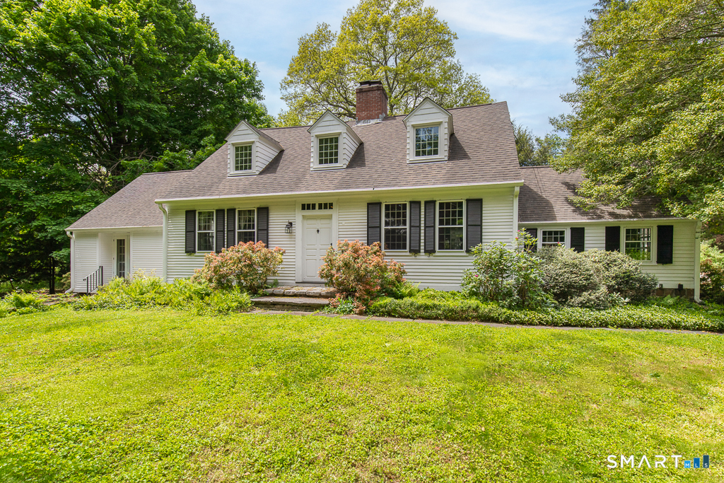 446 Amity Road Woodbridge CT 06525
