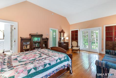 446 Amity Road Woodbridge CT 06525