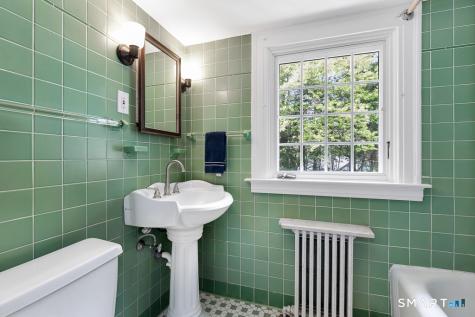 446 Amity Road Woodbridge CT 06525