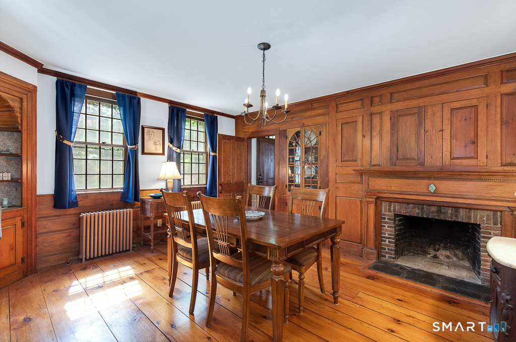 446 Amity Road Woodbridge CT 06525