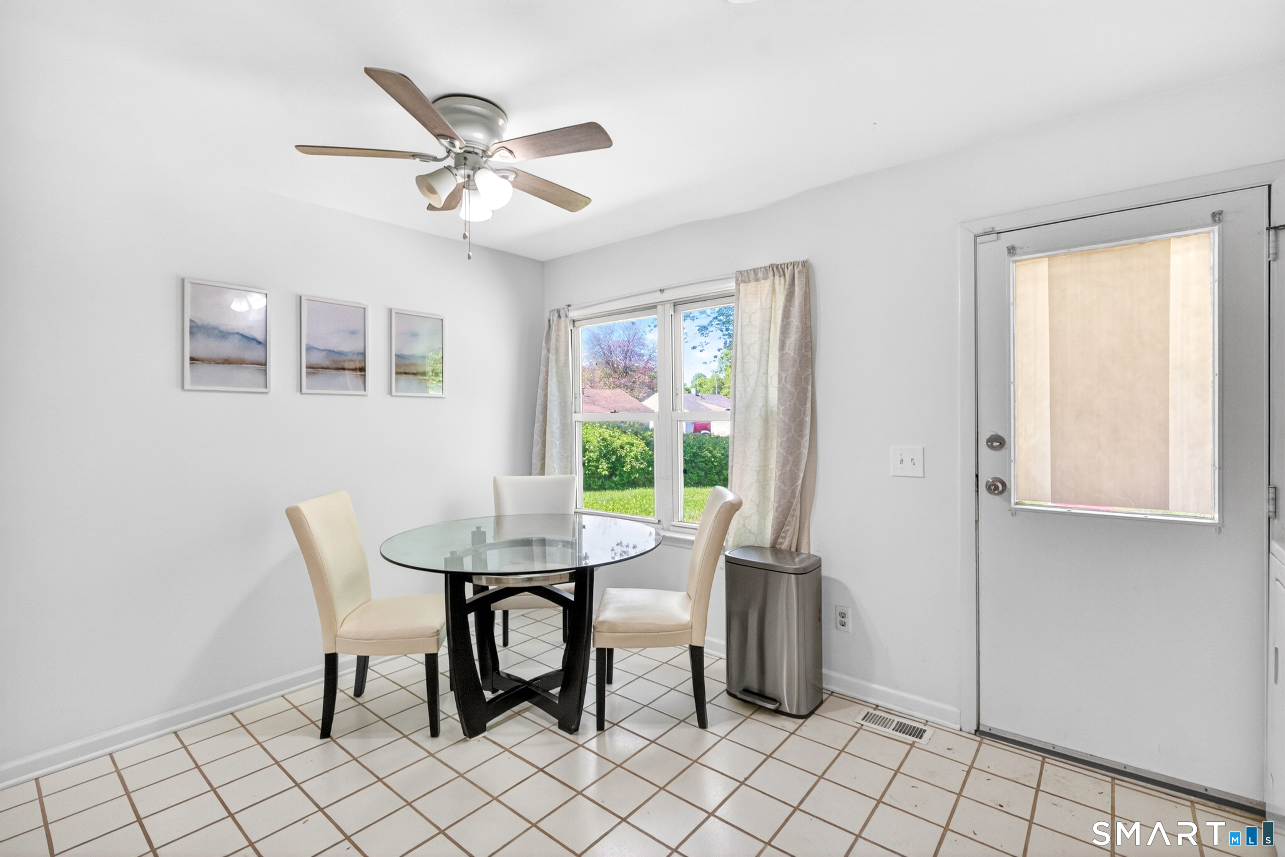 252 Bear Paw Road Bridgeport CT 06606