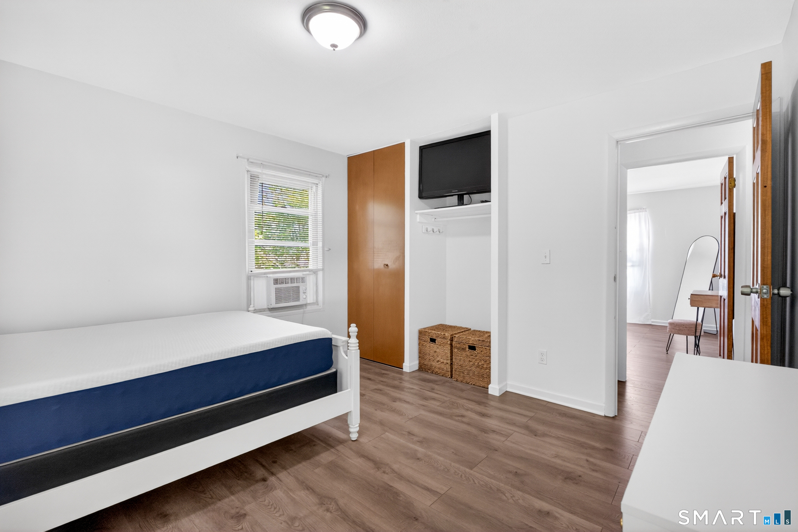 252 Bear Paw Road Bridgeport CT 06606