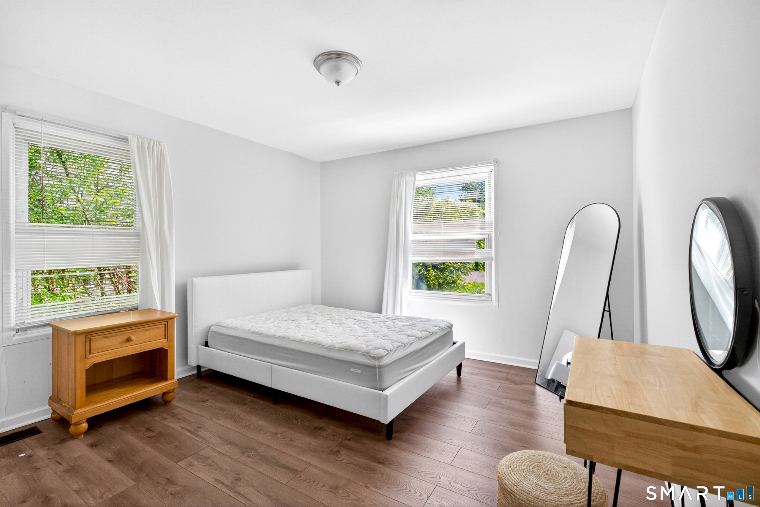 252 Bear Paw Road Bridgeport CT 06606