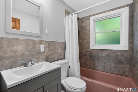 252 Bear Paw Road Bridgeport CT 06606