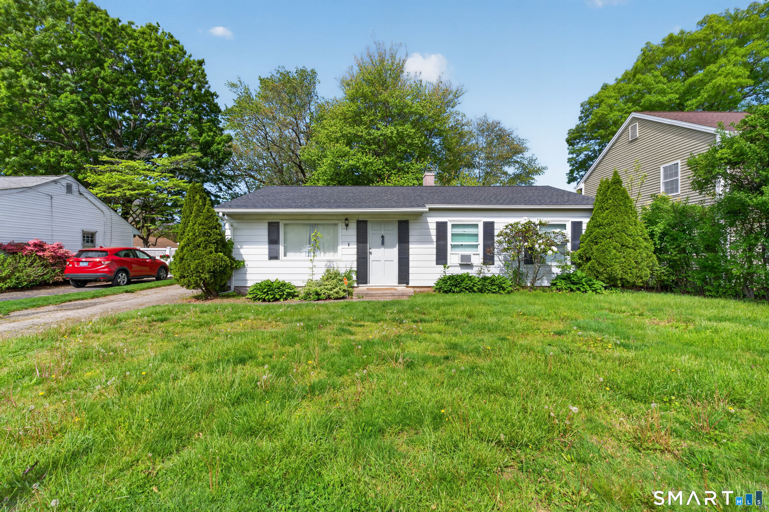 252 Bear Paw Road Bridgeport CT 06606