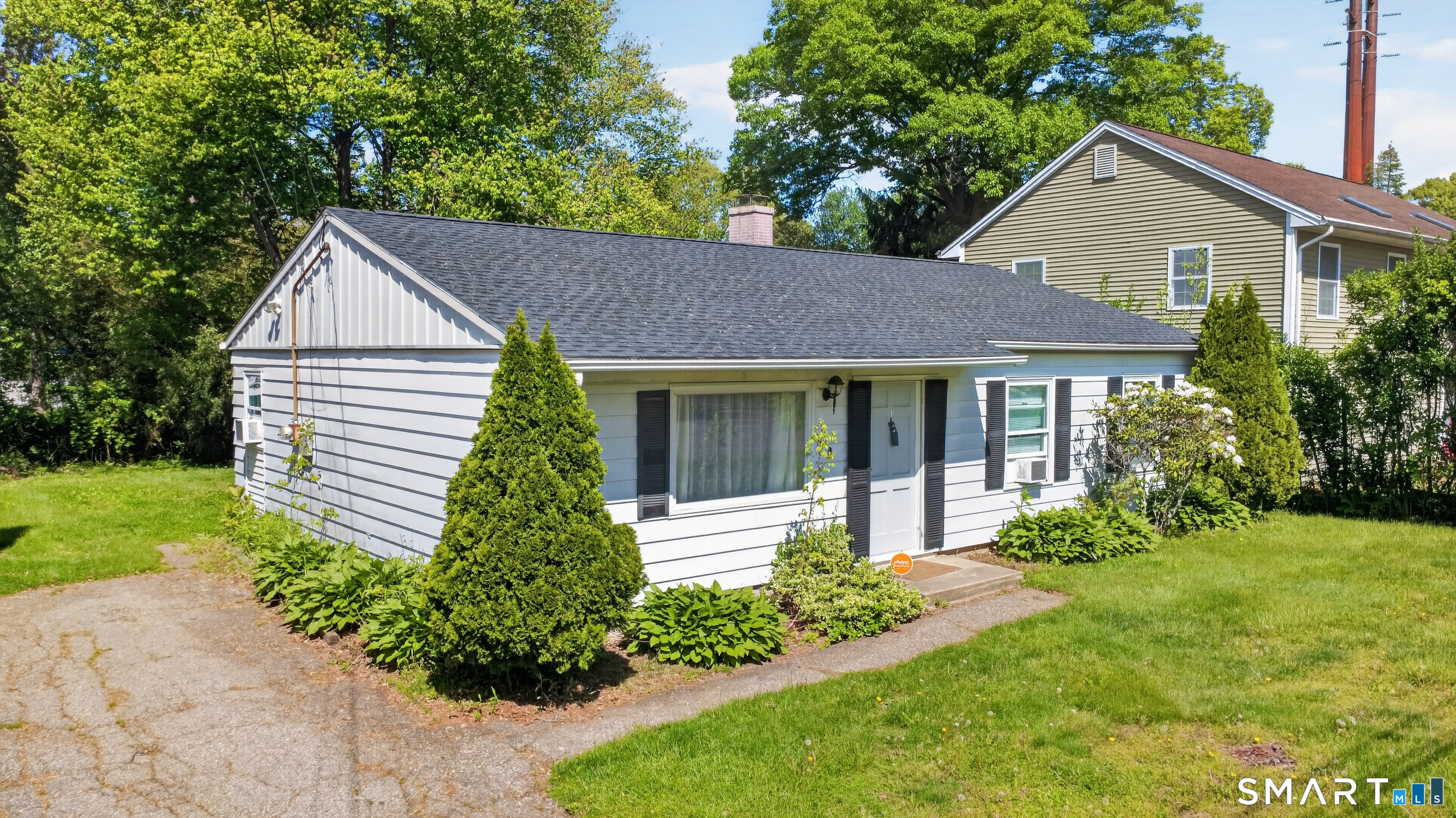 252 Bear Paw Road Bridgeport CT 06606