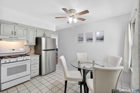 252 Bear Paw Road Bridgeport CT 06606
