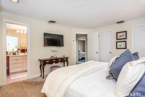 15 Day Road West Hartford CT 06117