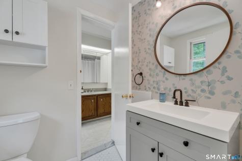 384 Beaver Meadow Road Haddam CT 06438