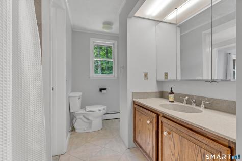 384 Beaver Meadow Road Haddam CT 06438