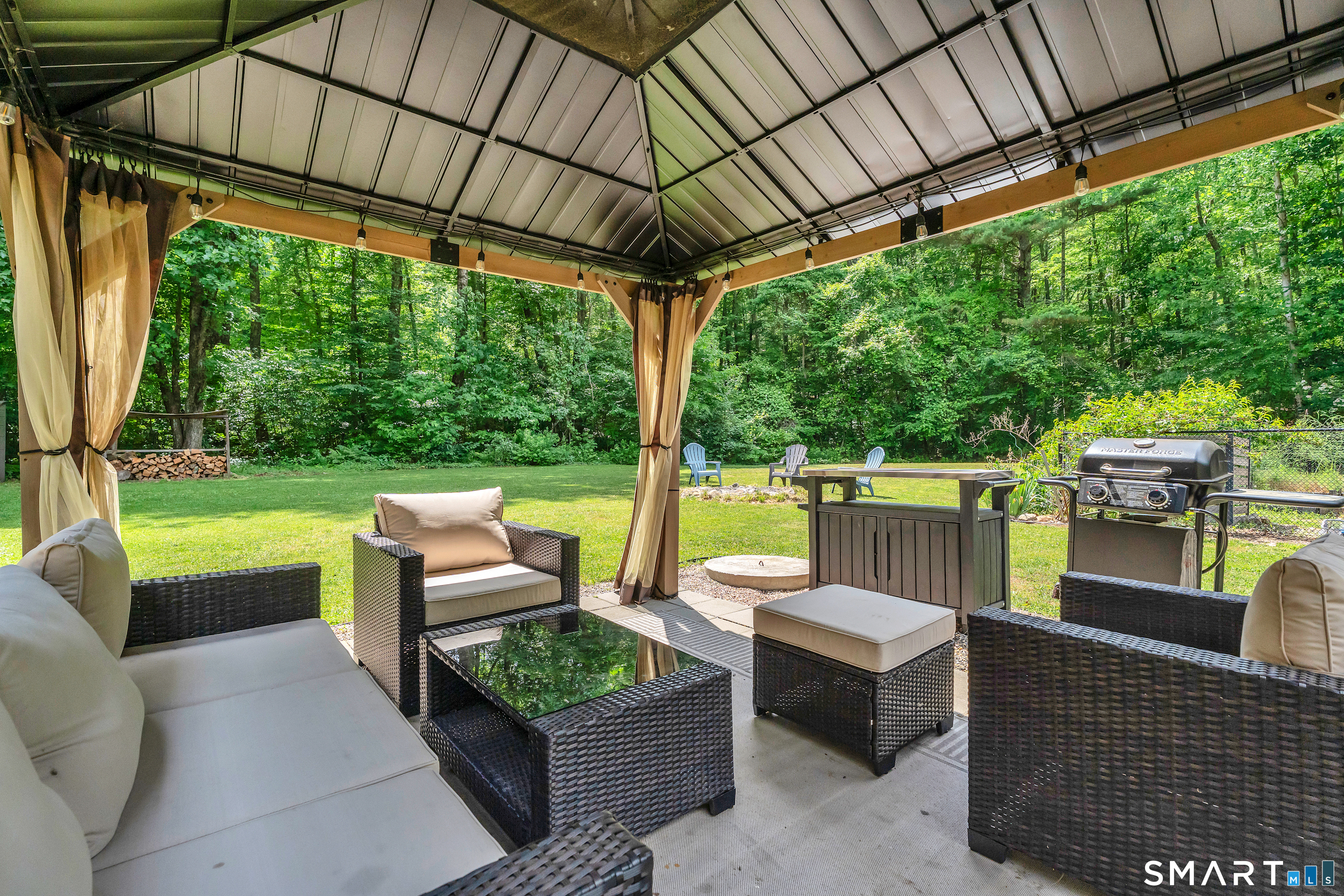 384 Beaver Meadow Road Haddam CT 06438