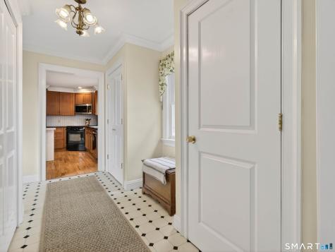 4 Robin Lane Clinton CT 06413