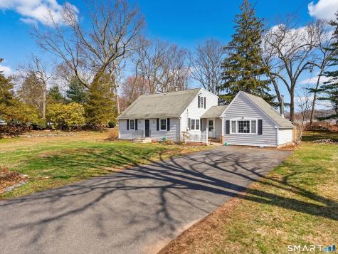 4 Robin Lane Clinton CT 06413