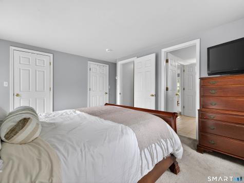 4 Robin Lane Clinton CT 06413