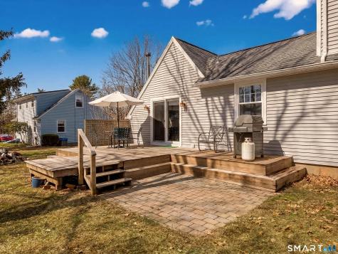 4 Robin Lane Clinton CT 06413