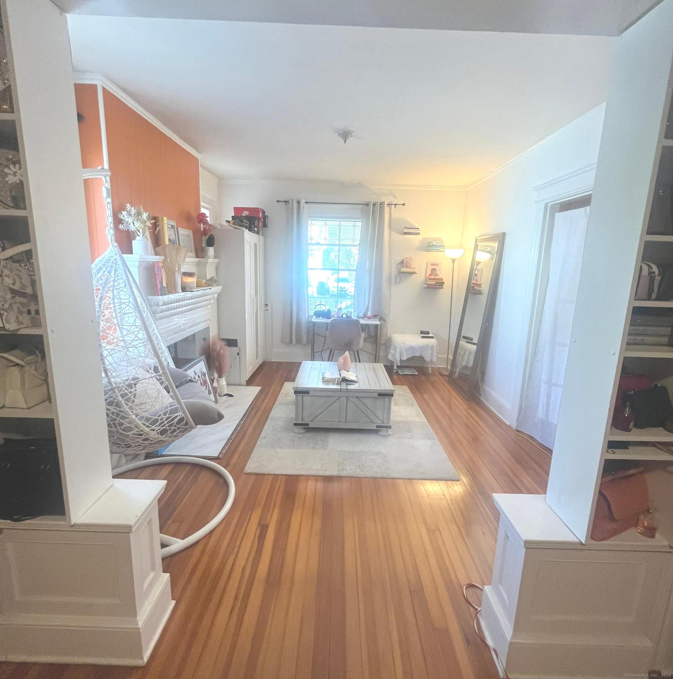 16 Holbrook Court Ansonia CT 06401