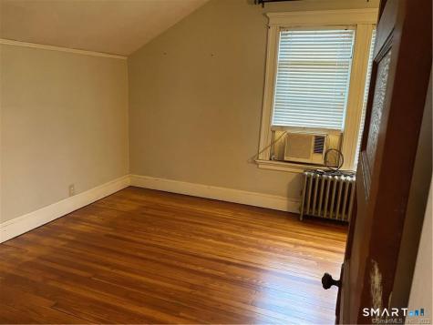 16 Holbrook Court Ansonia CT 06401