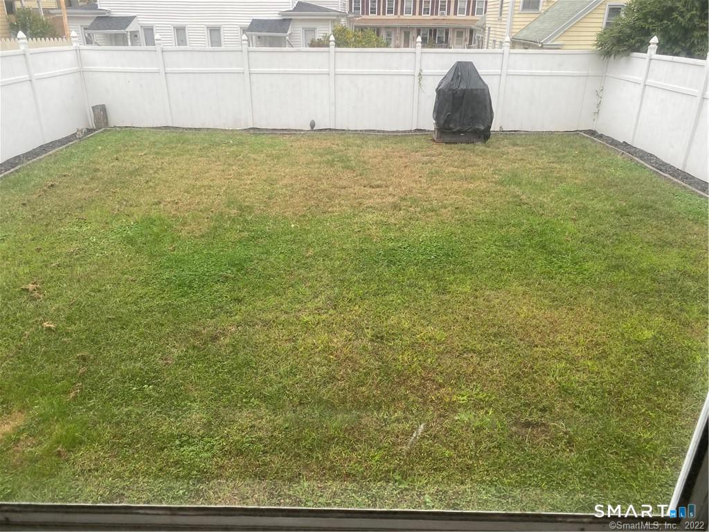 16 Holbrook Court Ansonia CT 06401