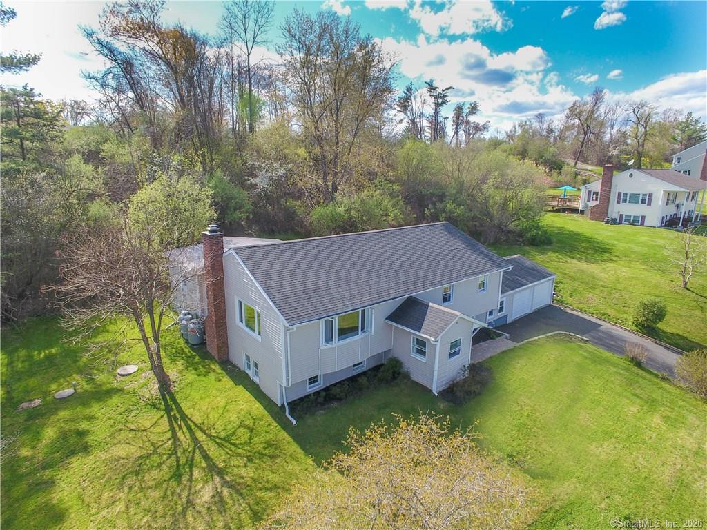 16 Drover Road Brookfield CT 06804