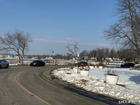 315 Seaside Avenue Bridgeport CT 06605