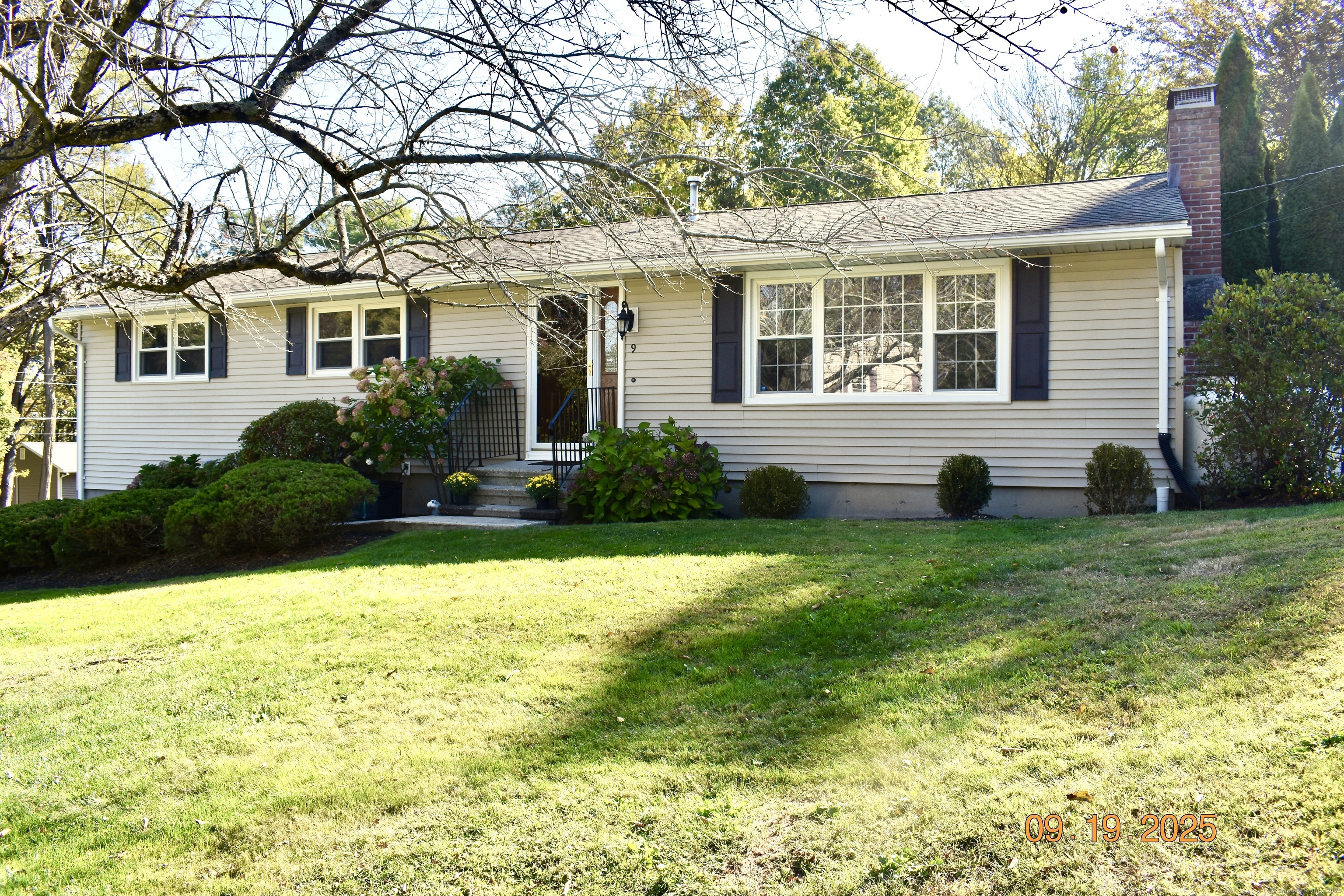 9 Dawn Circle Watertown CT 06795