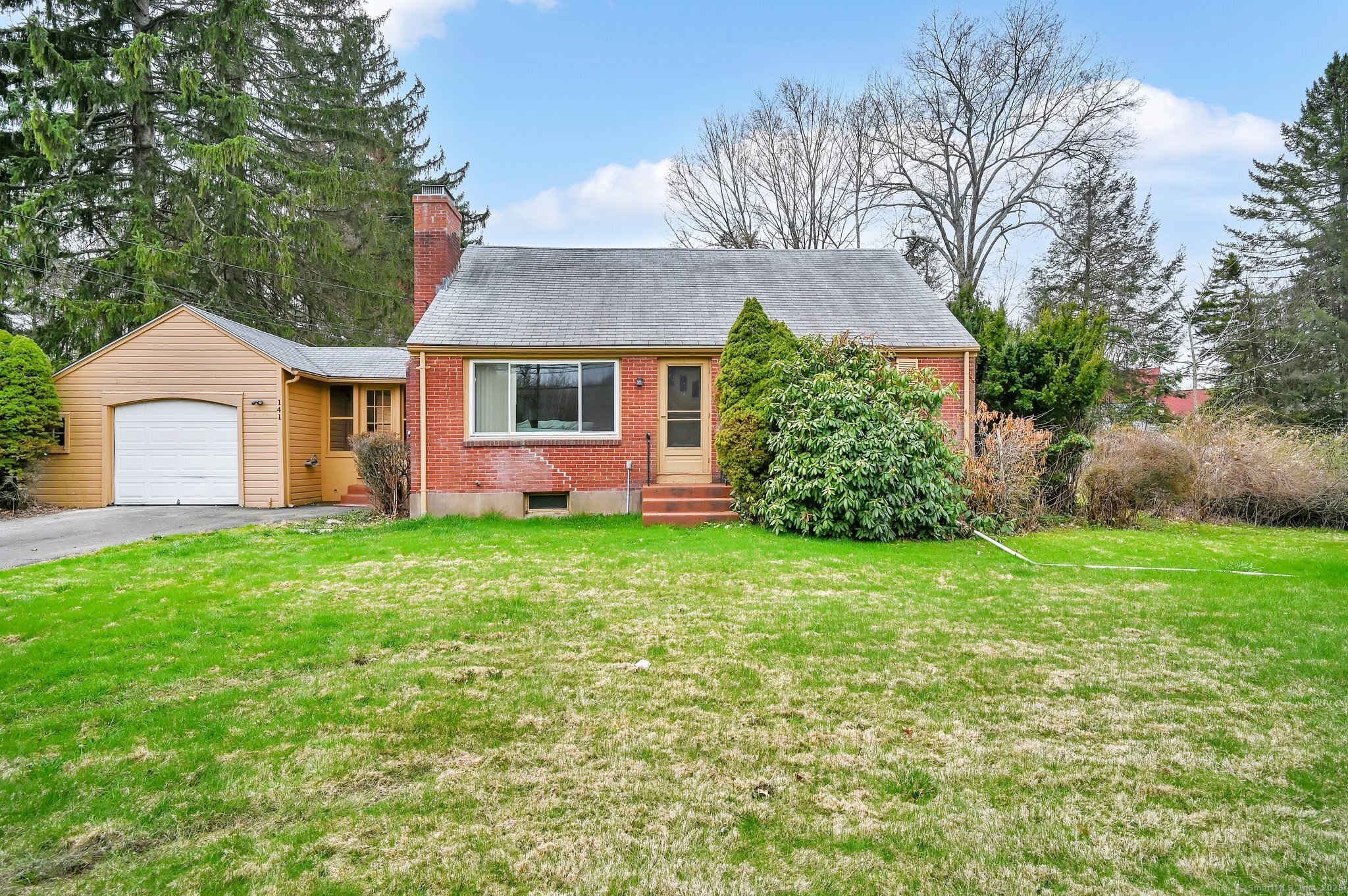 141 Tunxis Avenue Bloomfield CT 06002